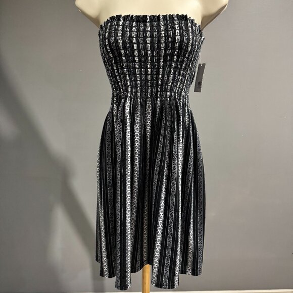 Smocked Bodice Strapless Black & White Dress – Size Small, NWT - Picture 1 of 1